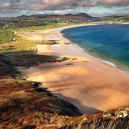 Town Centre Apartment, Newly Renovated Apartment Letterkenny