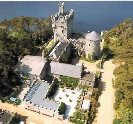 Town Centre Apartment, Newly Renovated Apartment Letterkenny