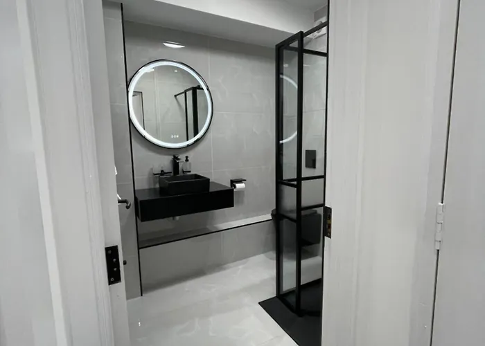 Daire Town Centre Apartment, Newly Renovated